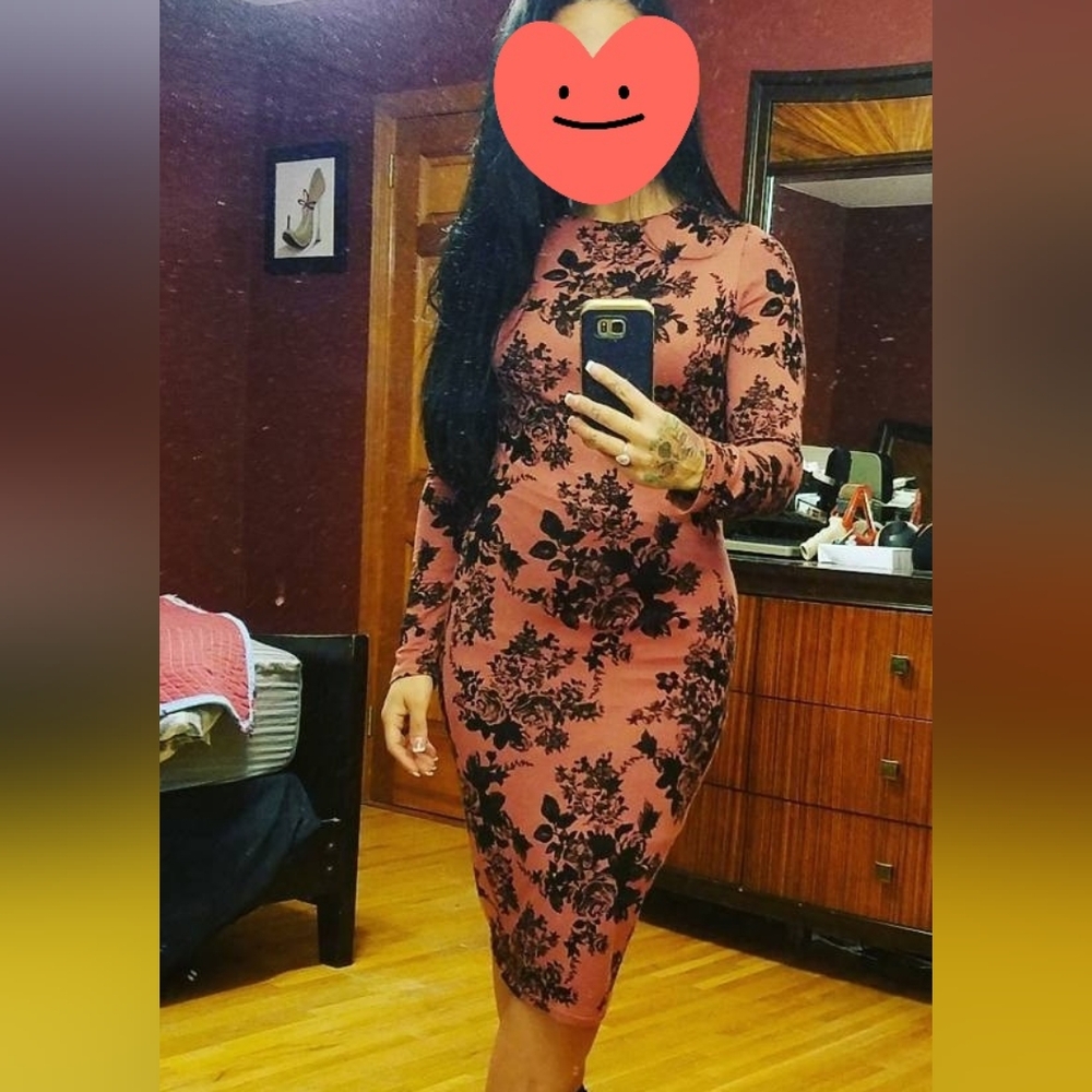 Windsor Black And Mauve Floral Long Sleeve Dress